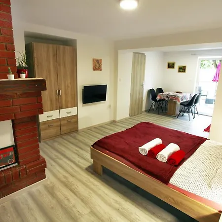 Apartamento Apartmaji Na Hribu Nad Portorozem - Hilltop Overlooking