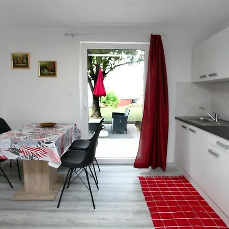 Hilltop Red & Blue Apartment Portoroz