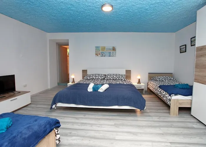 Apartmaji Na Hribu Nad Portorozem - Hilltop Overlooking *