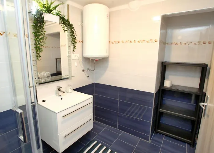 Apartmaji Na Hribu Nad Portorozem - Hilltop Overlooking Appartement