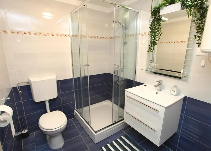 Appartement Apartmaji Na Hribu Nad Portorozem - Hilltop Overlooking Portorož