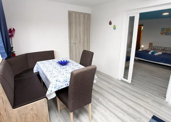 Apartmaji Na Hribu Nad Portorozem - Hilltop Overlooking Appartement *