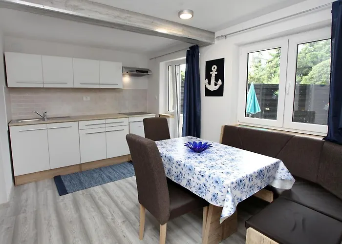 Apartma Apartmaji Na Hribu Nad Portorozem - Hilltop Overlooking Portoroz