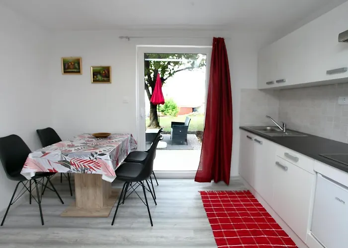 Apartmaji Na Hribu Nad Portorozem - Hilltop Overlooking Appartement Portorož