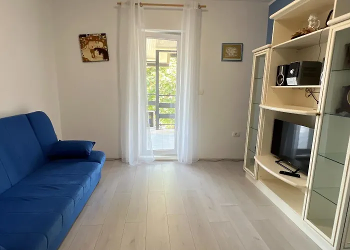 Apartma Apartmaji Na Hribu Nad Portorozem - Hilltop Overlooking