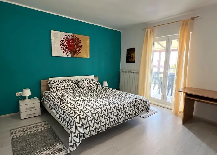 Apartmaji Na Hribu Nad Portorozem - Hilltop Overlooking *