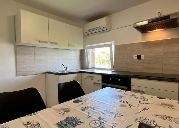 Apartmaji Na Hribu Nad Portorozem - Hilltop Overlooking Portorož