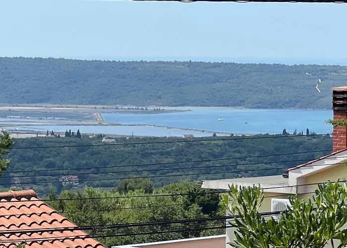 Appartement Apartmaji Na Hribu Nad Portorozem - Hilltop Overlooking